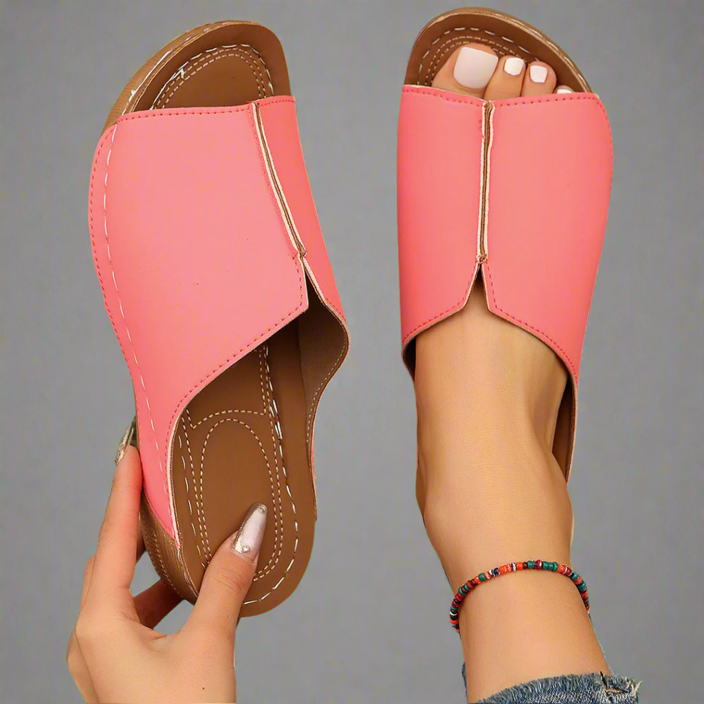Noemi | Handgefertigte Wedgesandalen aus Premium-Material