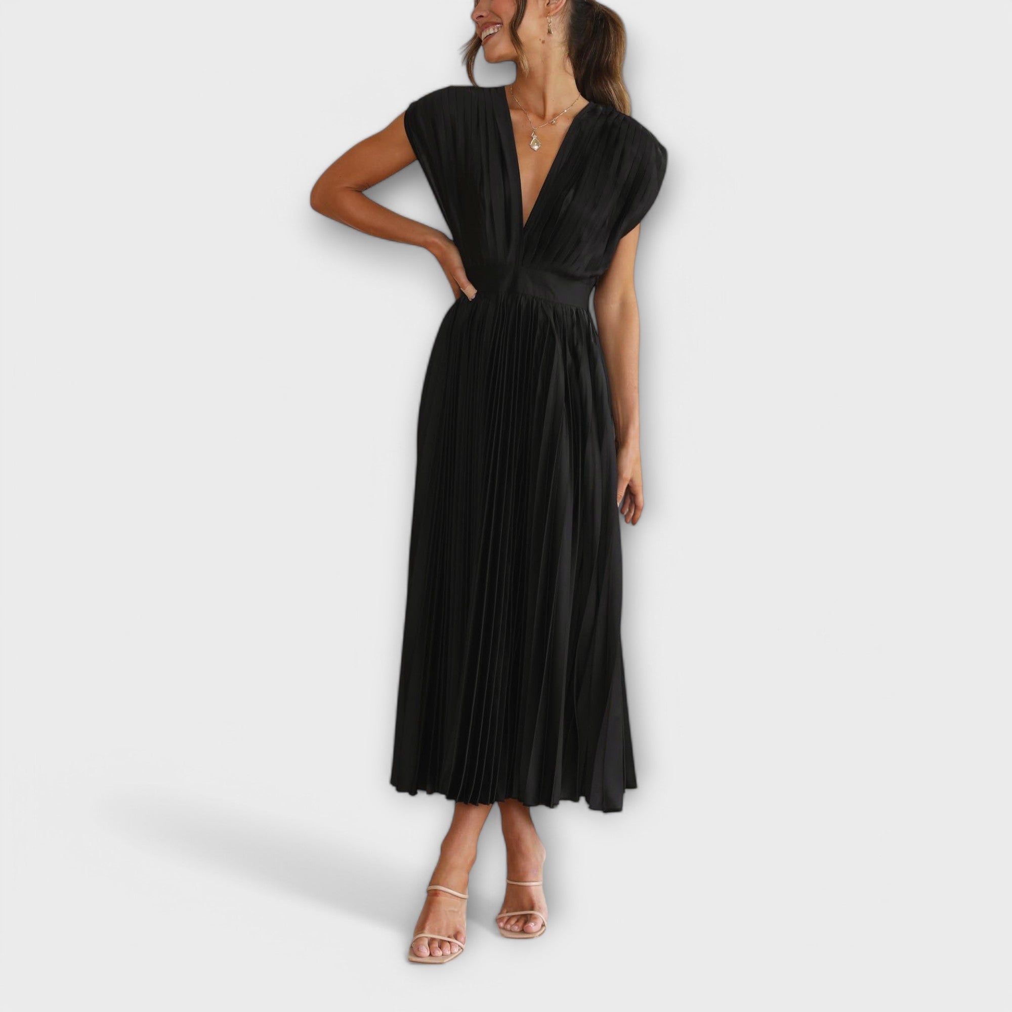 Maria - Stilvolles Faltenkleid