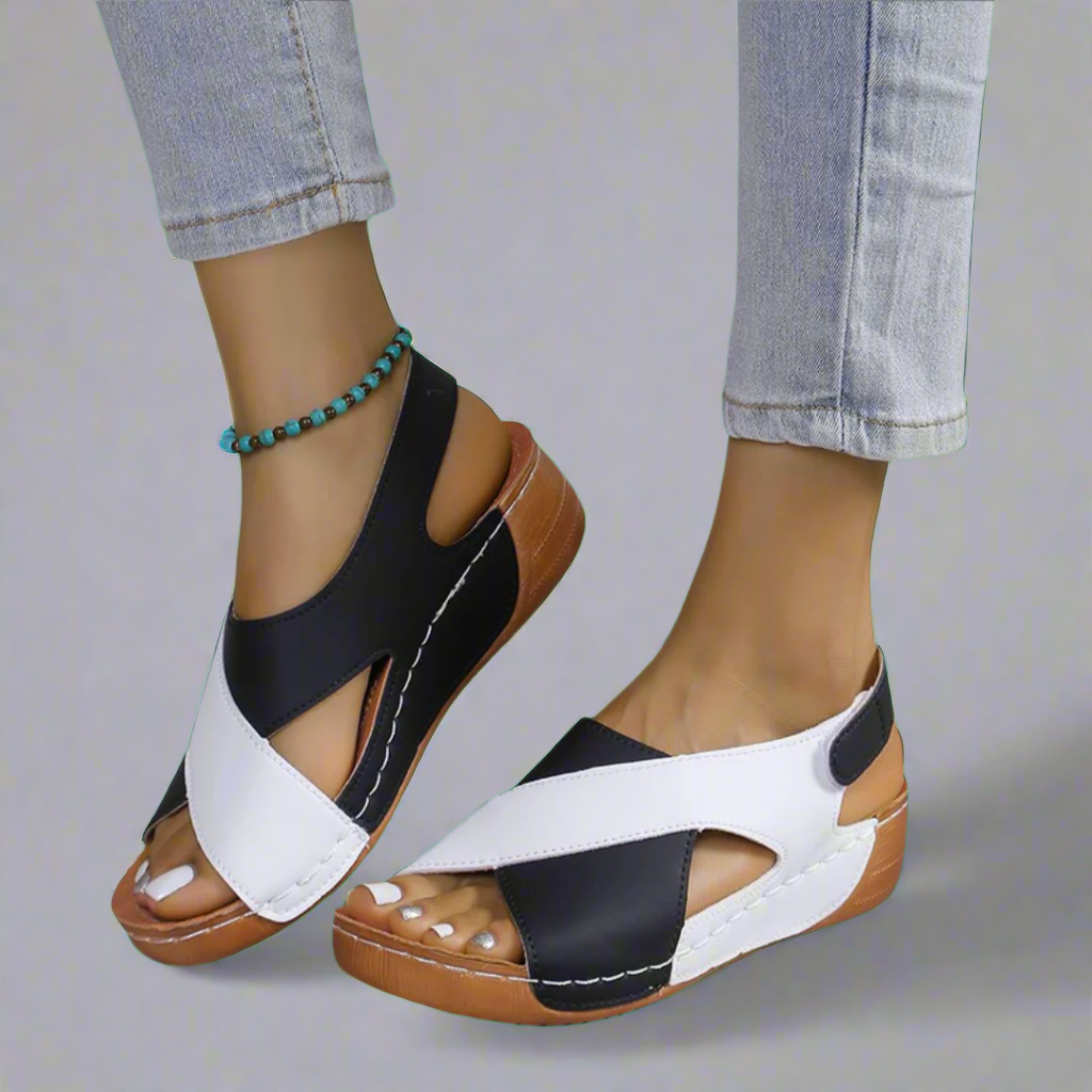 Sonnhild | Handgefertigte Premium-Sandalen in Marineblau