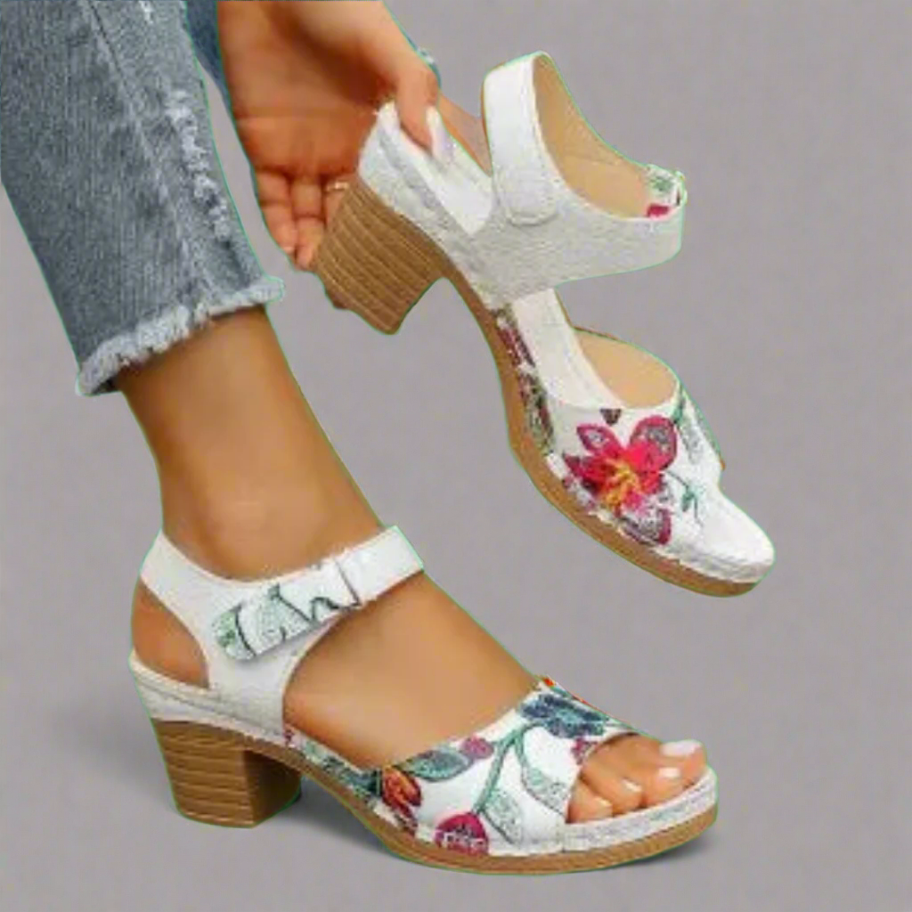 Marisa | Handgefertigte Peep-Toe Sandalen aus Premium-Material