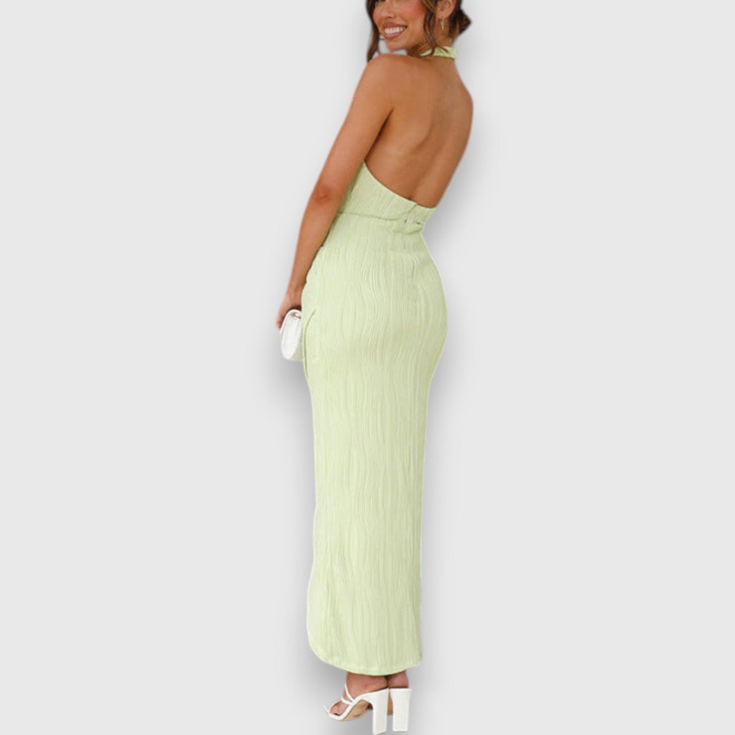 Flora – Elegantes Neckholder-Kleid