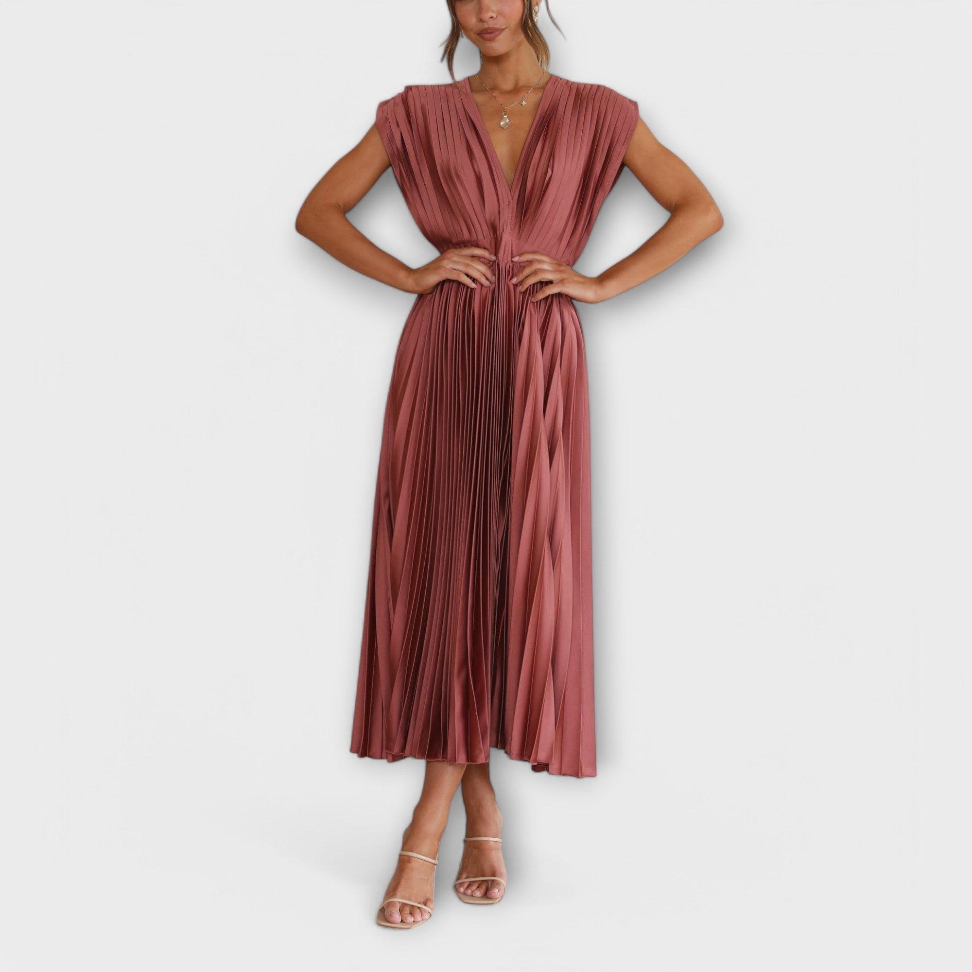Maria - Stilvolles Faltenkleid