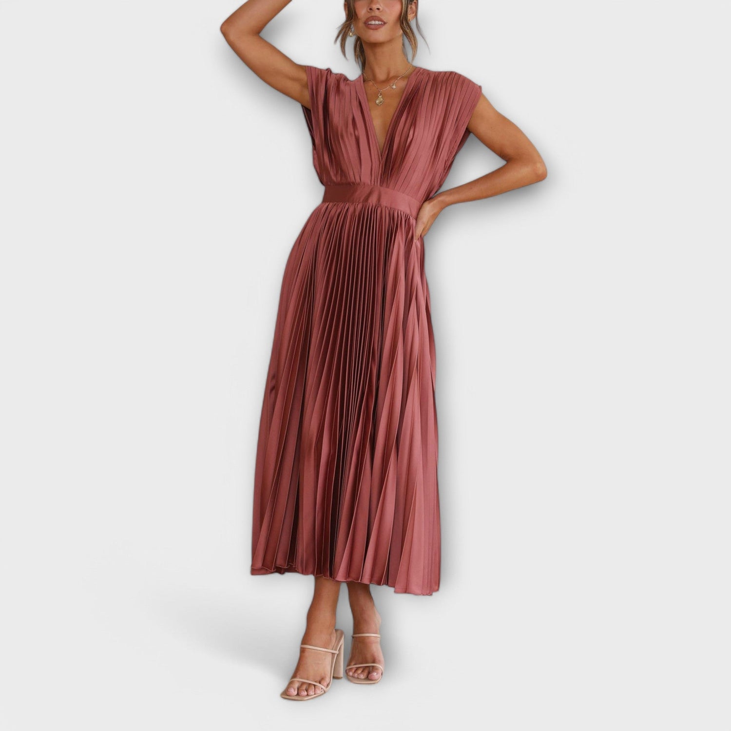 Maria - Stilvolles Faltenkleid
